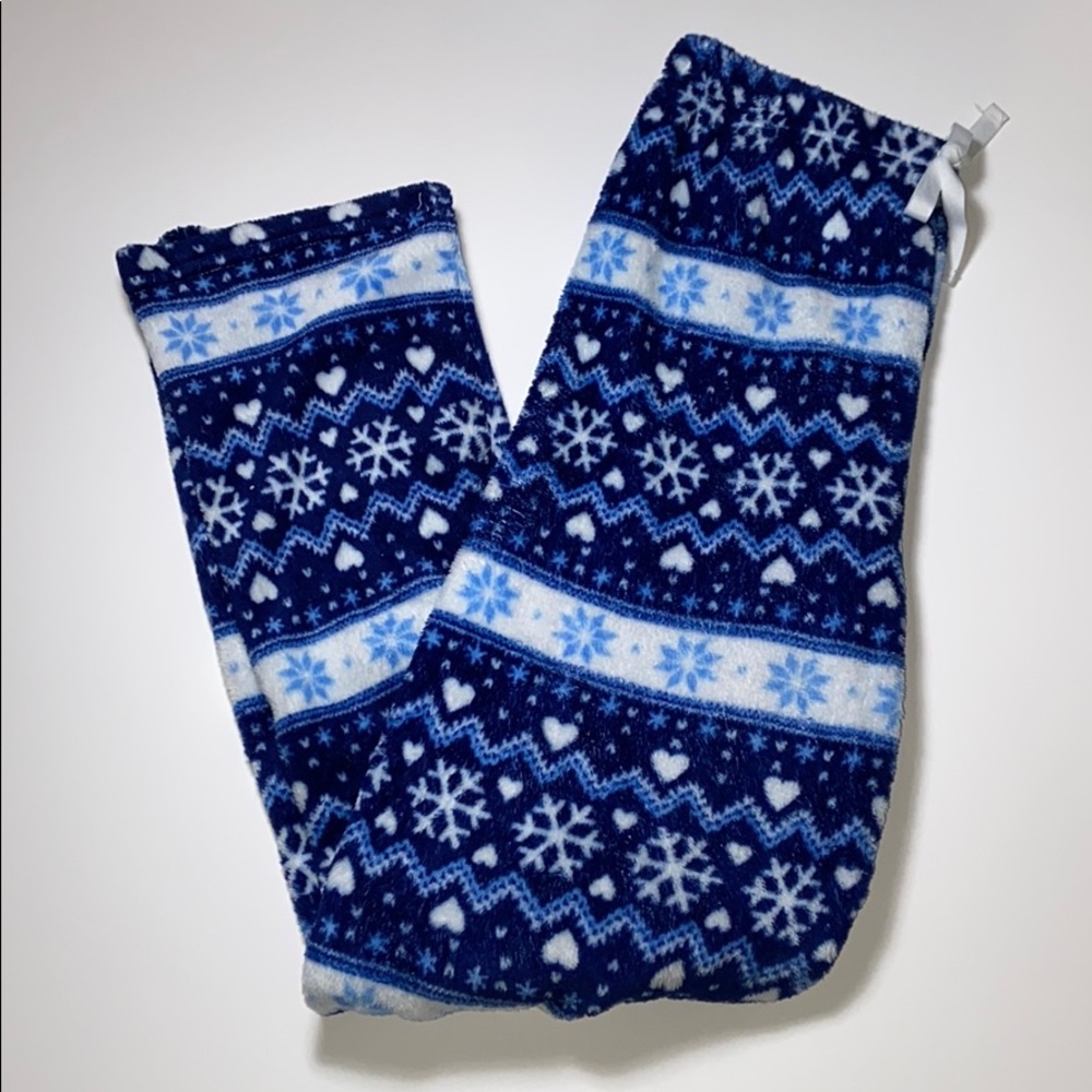 Fuzzy Christmas pajama pants.